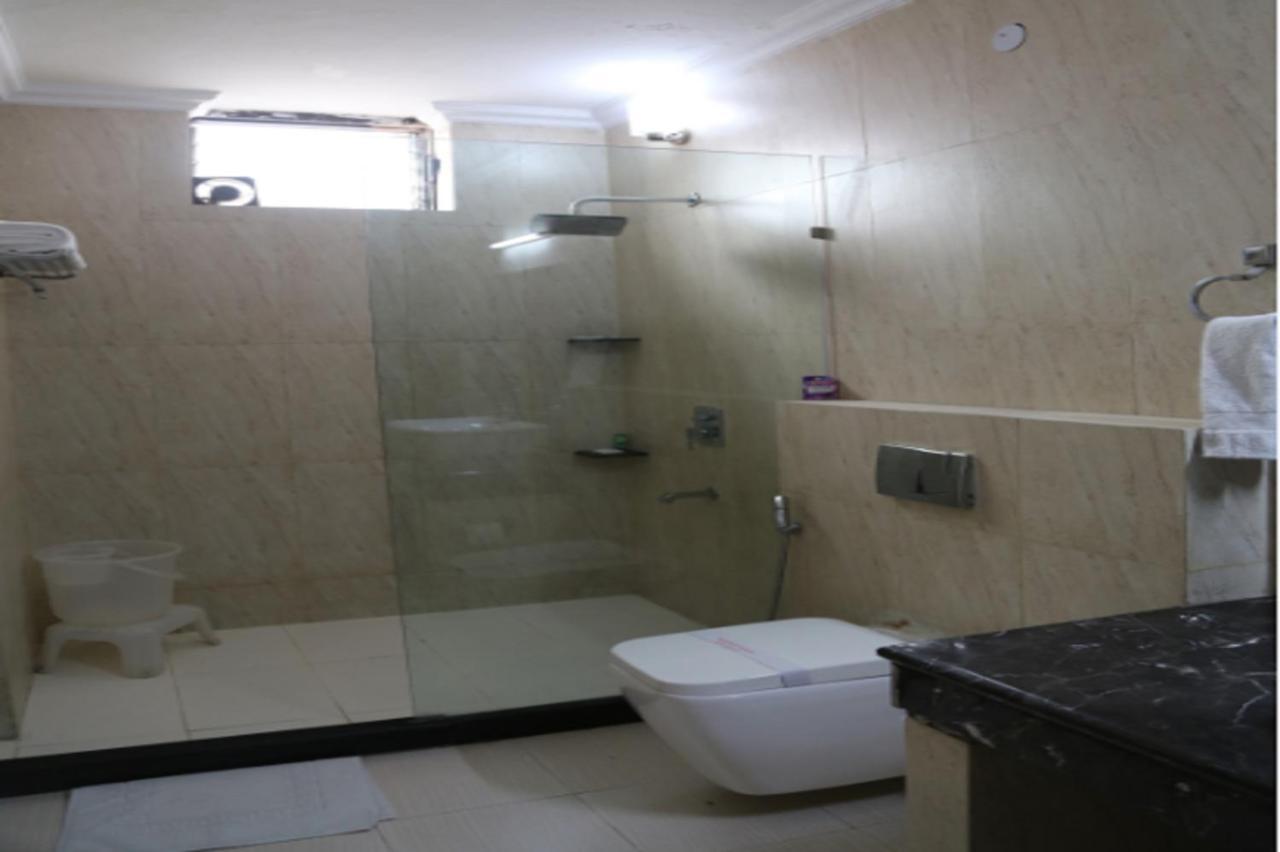 Hotel Deer Parkk Nuova Delhi Esterno foto